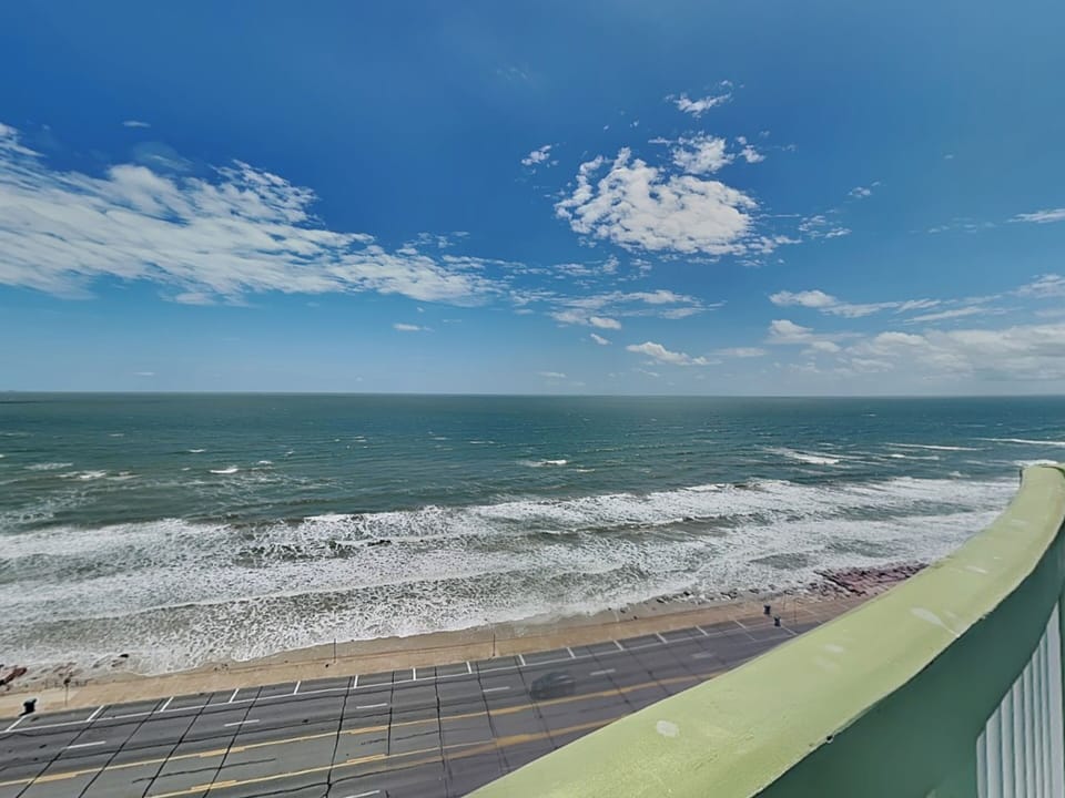 Unobstructed Ocean Views