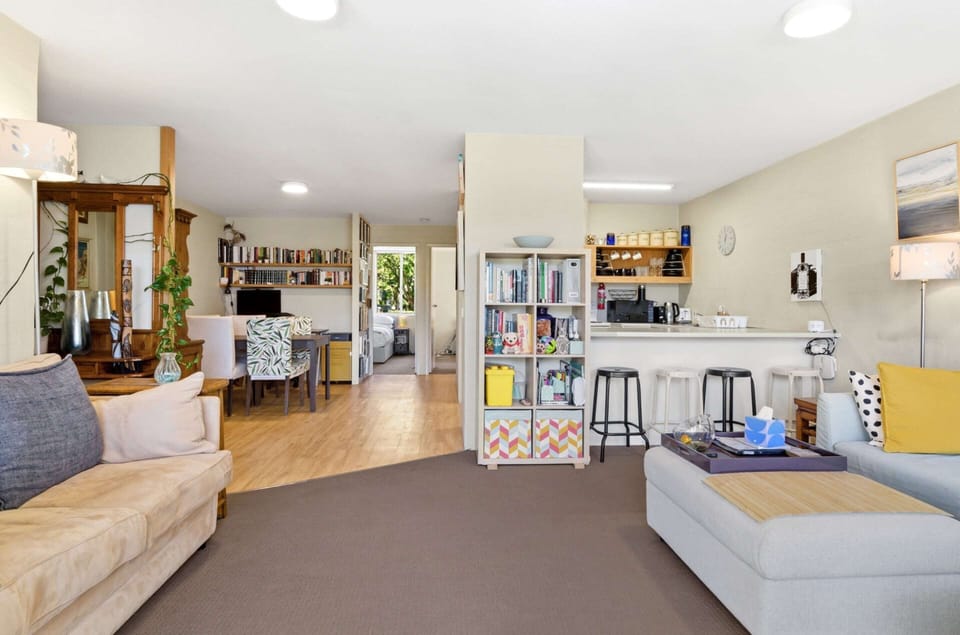 Apartment | Private kitchen | Cookware/dishes/utensils