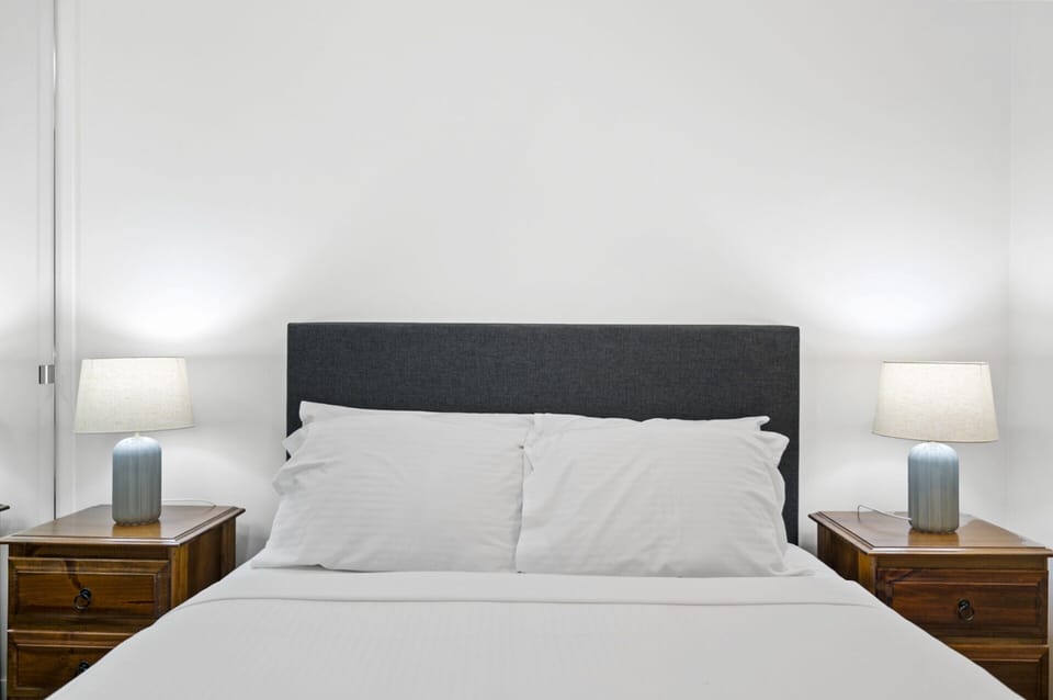 Apartment | 1 bedroom, bed sheets