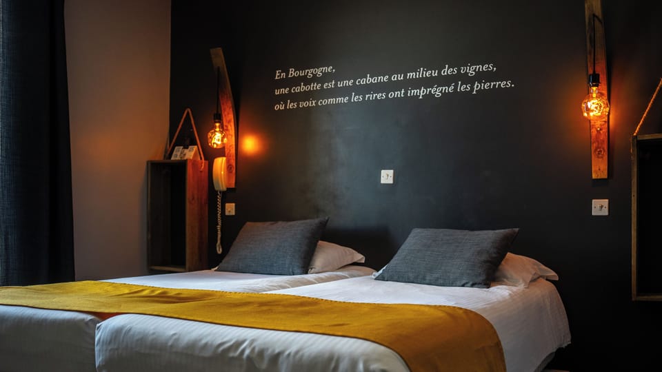 Twin Room | In-room safe, desk, soundproofing, cribs/infant beds