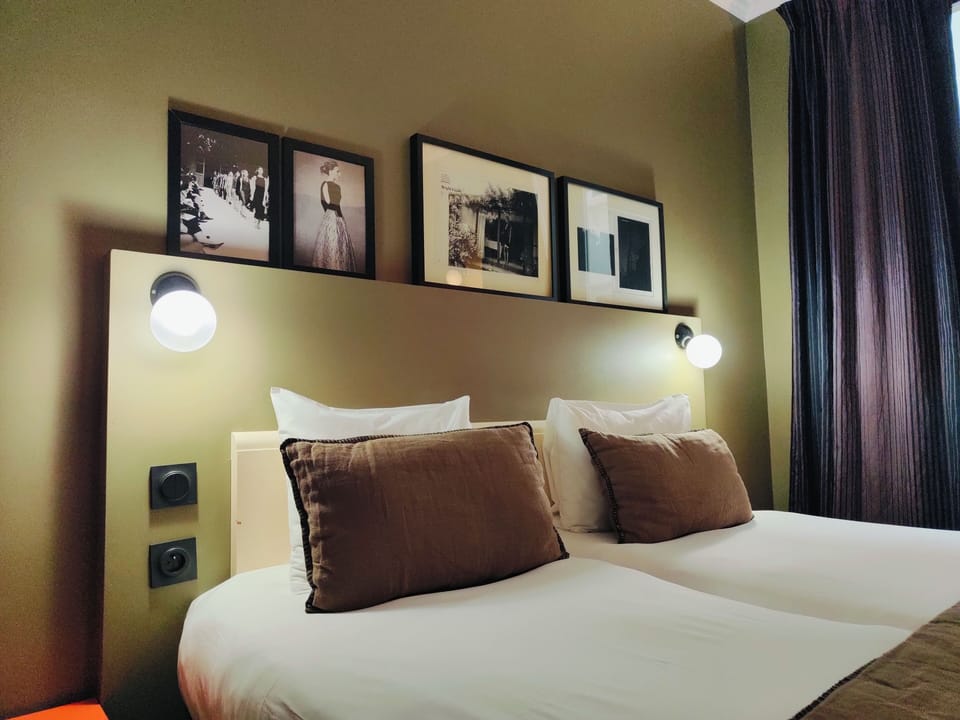 Superior Twin/ Double room | Desk, soundproofing, free WiFi, bed sheets