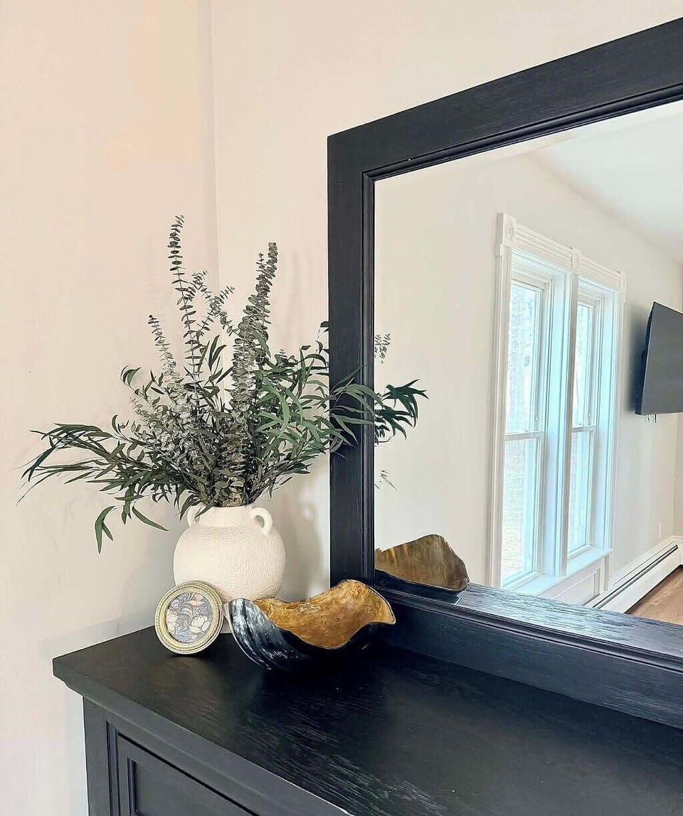 Full dresser and mirror 