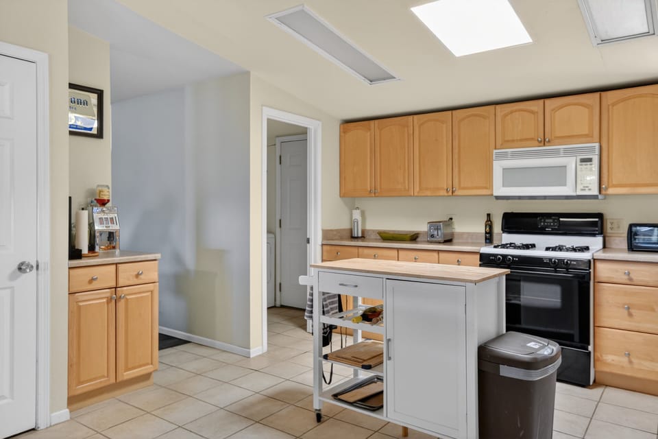 Indoors, Kitchen, Appliance, Microwave, Oven