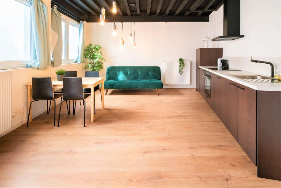 Apartment | Dining