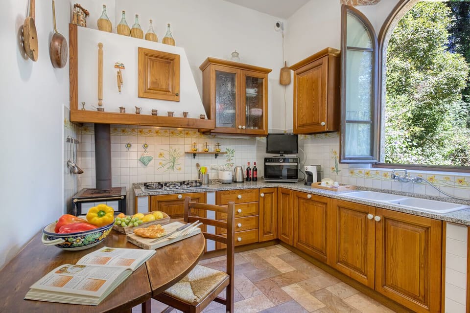 Well equipped kitchen