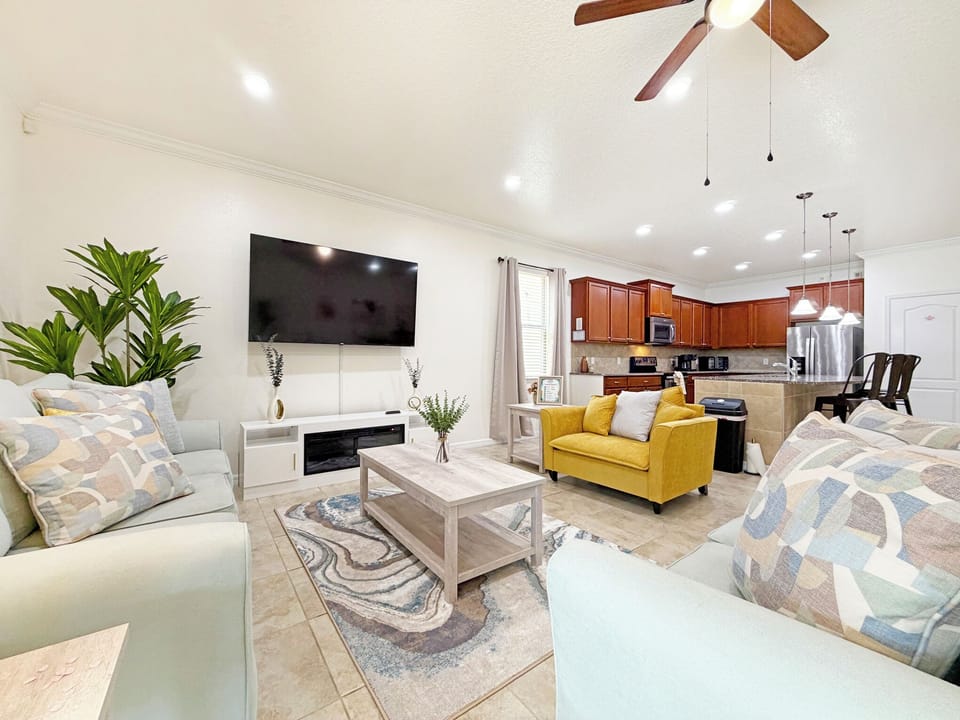 5-LivingRoom