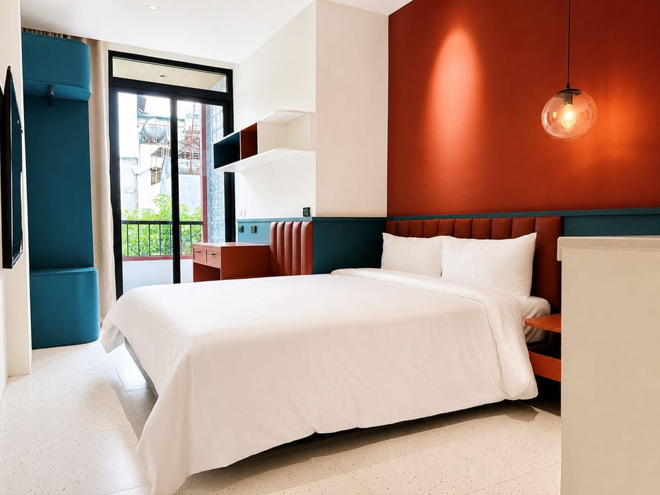 Deluxe Double Room, Balcony | Hypo-allergenic bedding, free WiFi, bed sheets