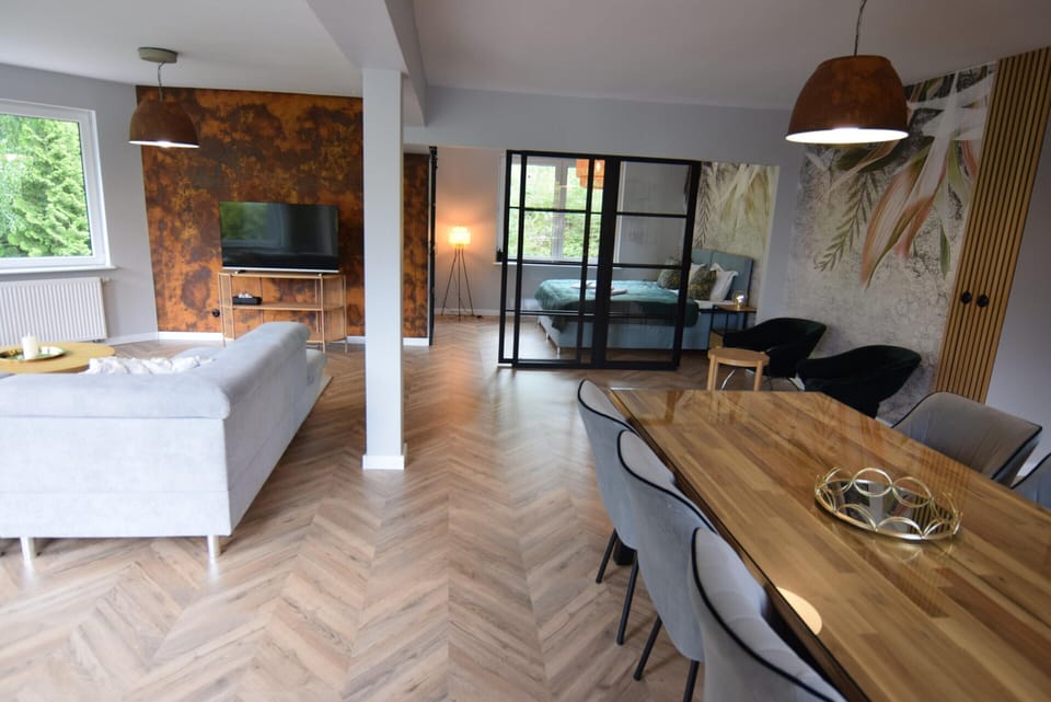 Apartment | Dining