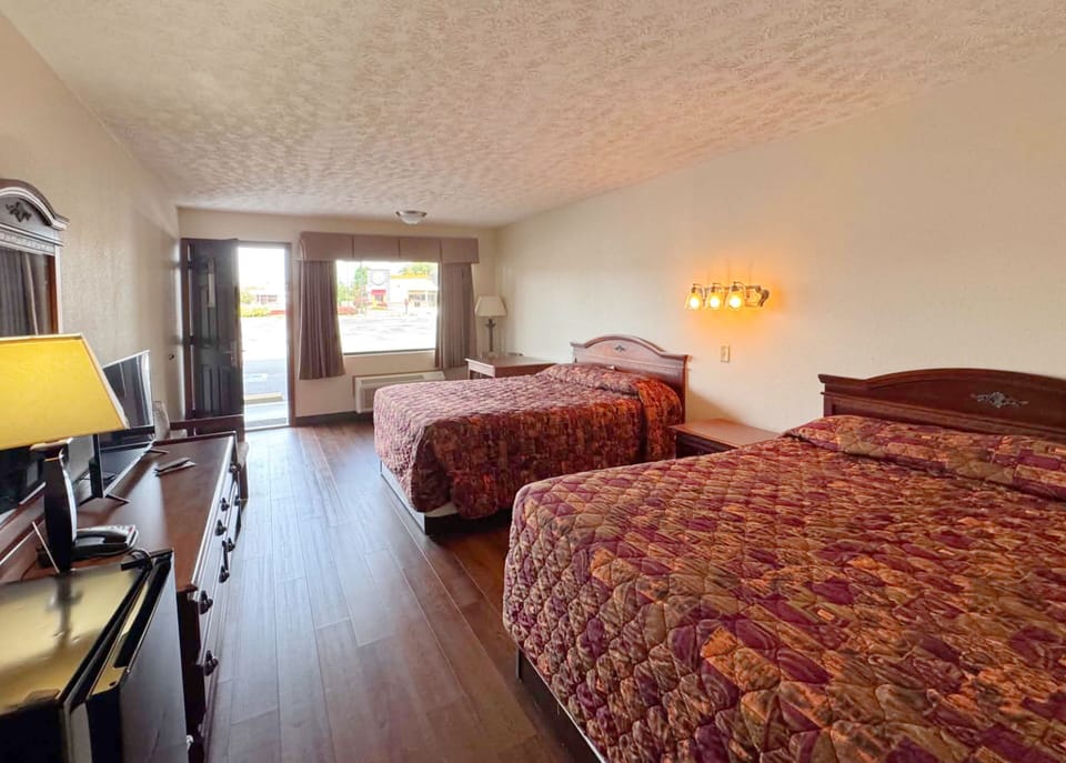 Blackout drapes, soundproofing, free WiFi, wheelchair access