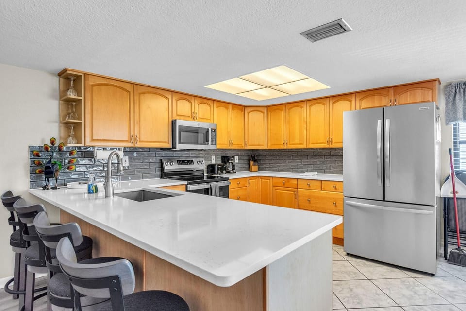 Condo, Multiple Beds (Sea Club #42 - Stellar Escape) | Private kitchen