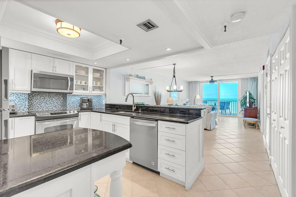 Condo, Multiple Beds (Sand Castle II #2603 - Premier) | Private kitchen