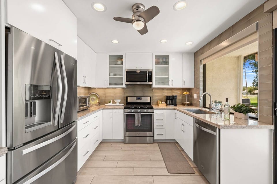 Full Kitchen View