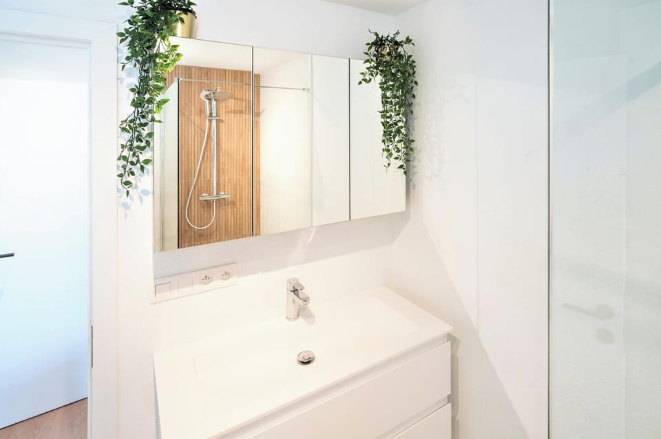 Apartment | Bathroom