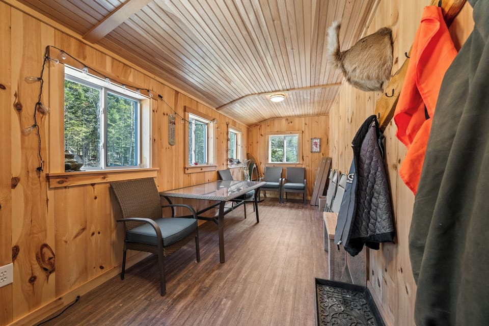 Entry room