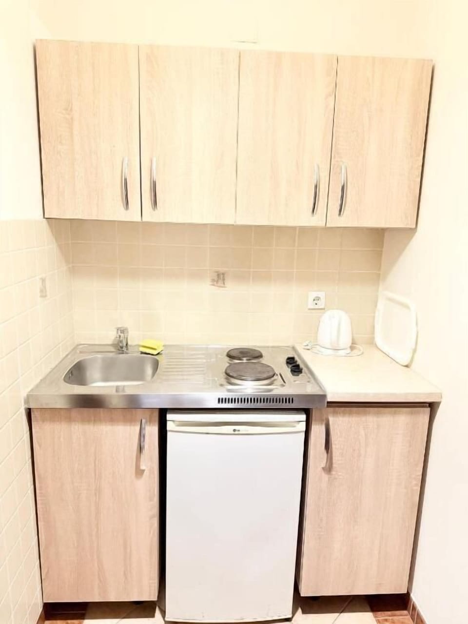 Double Room, Balcony, Garden View | Private kitchen