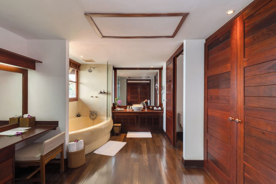 Sea View Villa | Bathroom | Deep soaking tub, rainfall showerhead, free toiletries, hair dryer