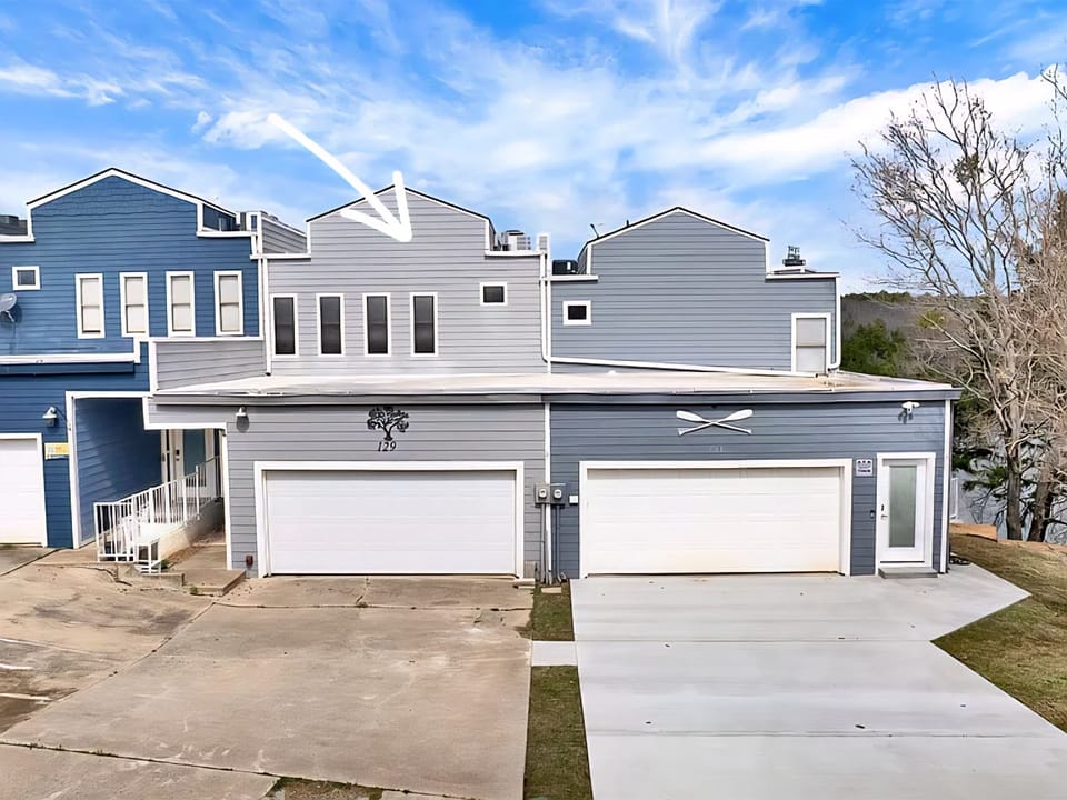 Townhome (Front)