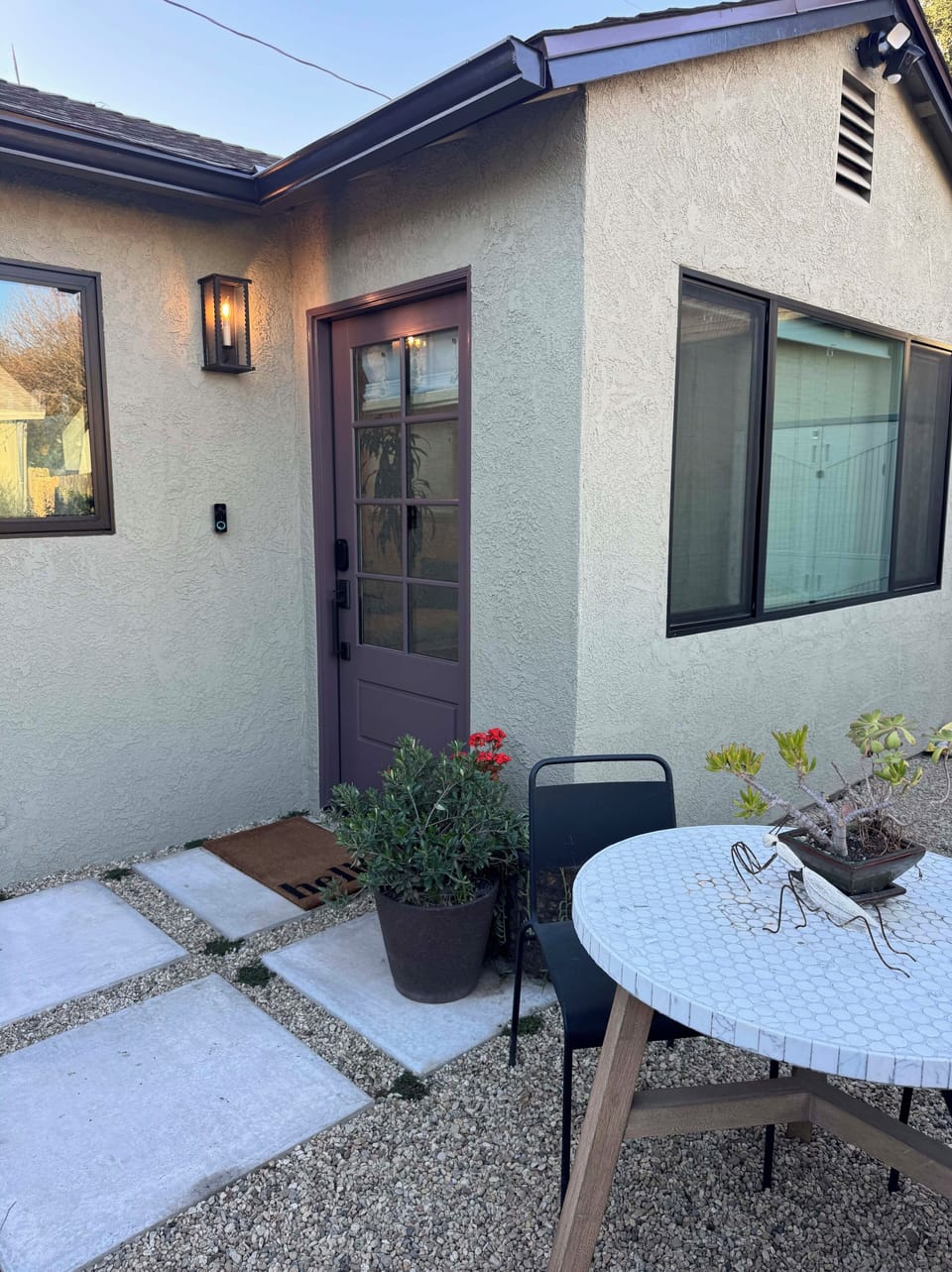 Outdoor dining