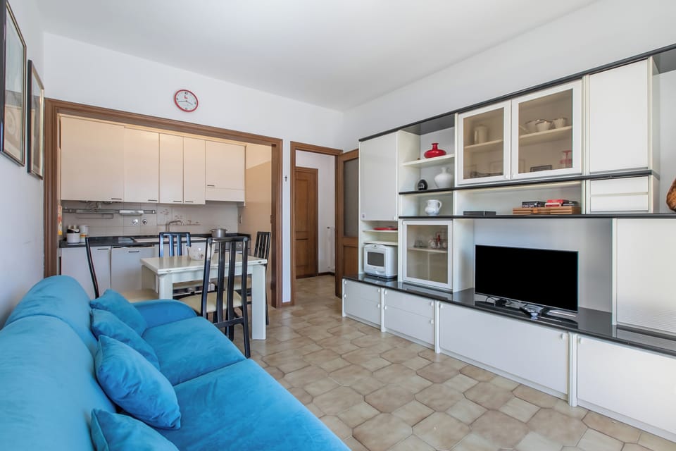 Living and dining room