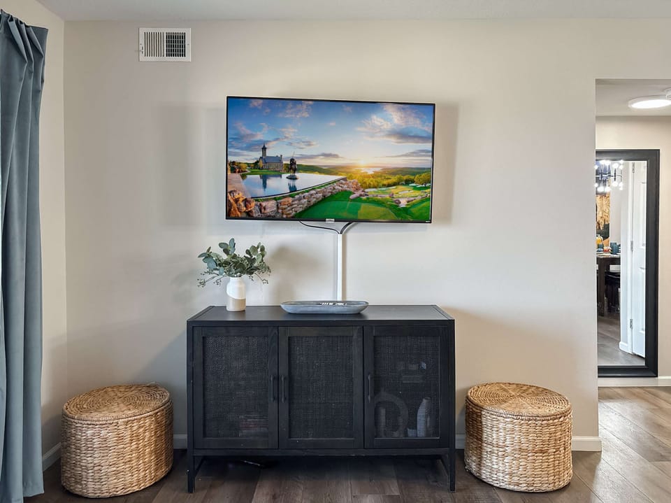 After a day out in Branson, sit back and catch a movie or your favorite TV show on the Smart TV.
