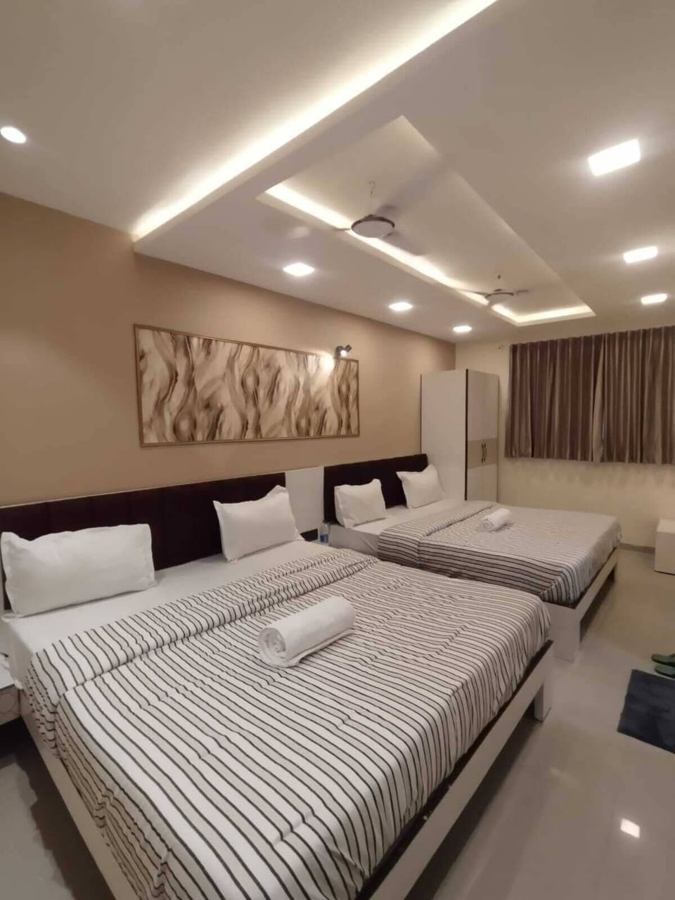 Family Room | Free WiFi