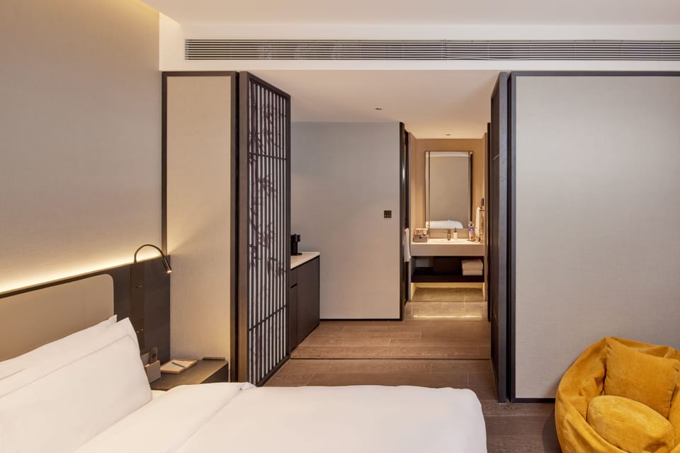Basic Single Room | Down comforters, pillowtop beds, minibar (free items), blackout drapes