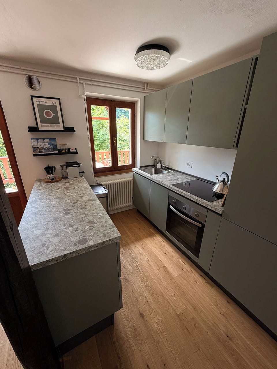 Private kitchen