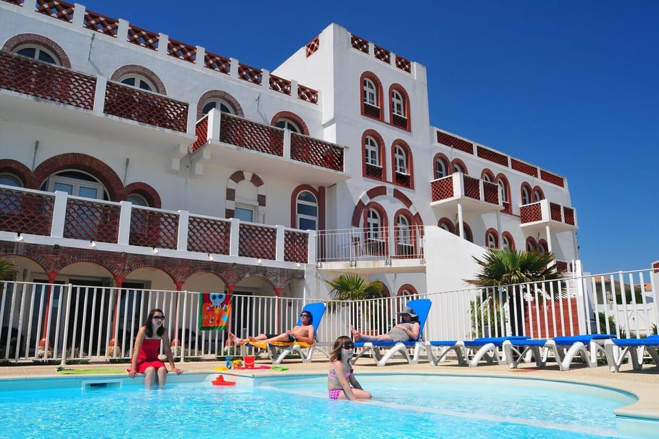 Holiday Home Swimming Pool