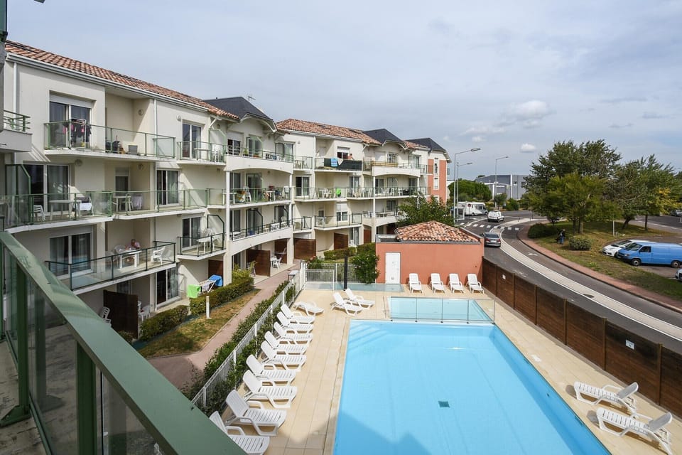 Holiday Home Swimming Pool