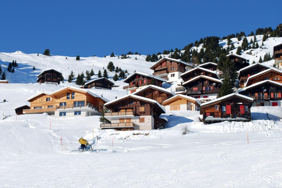 Holiday Home Exterior [winter]
