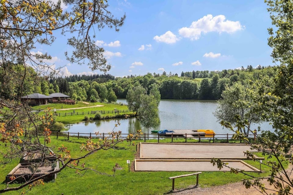 Immediate Surroundings [summer] (<1 km)
