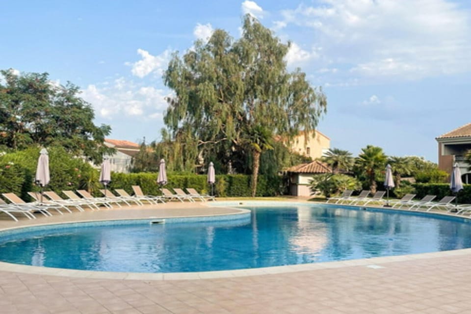 Holiday Home Swimming Pool