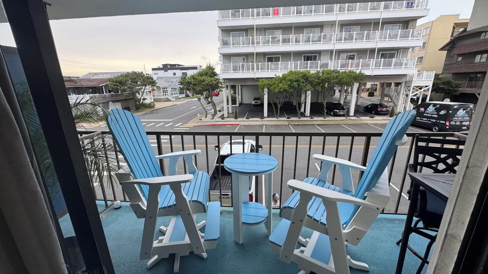 BALCONY-VIEW