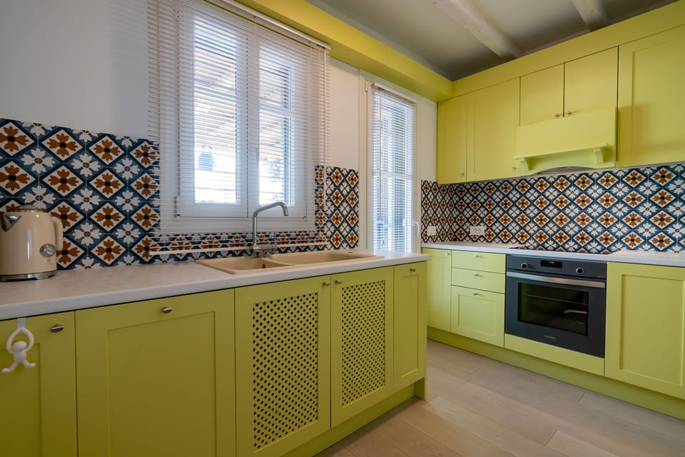 Villa, 4 Bedrooms | Private kitchen