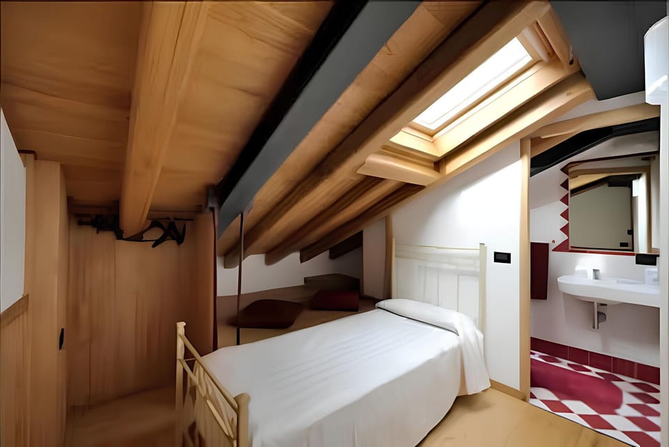 Wood, Flooring, Interior Design, Ceiling, Floor, Apartment, Wood Stain, Hardwood, Room, Attic