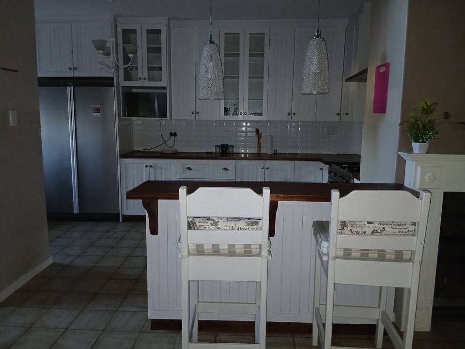 House, 3 Bedrooms, Accessible, Smoking | Interior