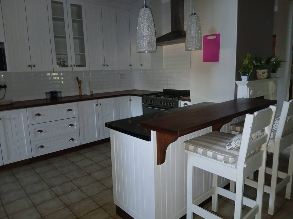 House, 3 Bedrooms, Accessible, Smoking | Interior