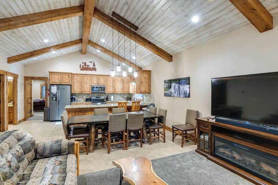 House (Multiple Bedrooms) | Interior