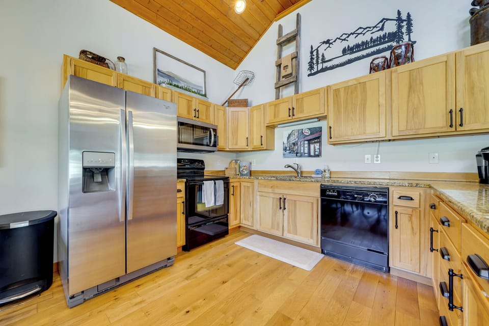 House (2 Bedrooms) | Interior