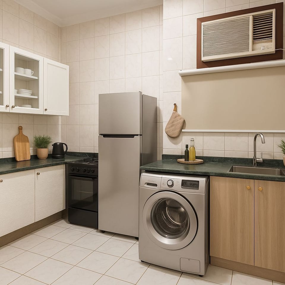 Superior Apartment, Balcony, City View | Private kitchen | Shared fridge, shared microwave, electric kettle