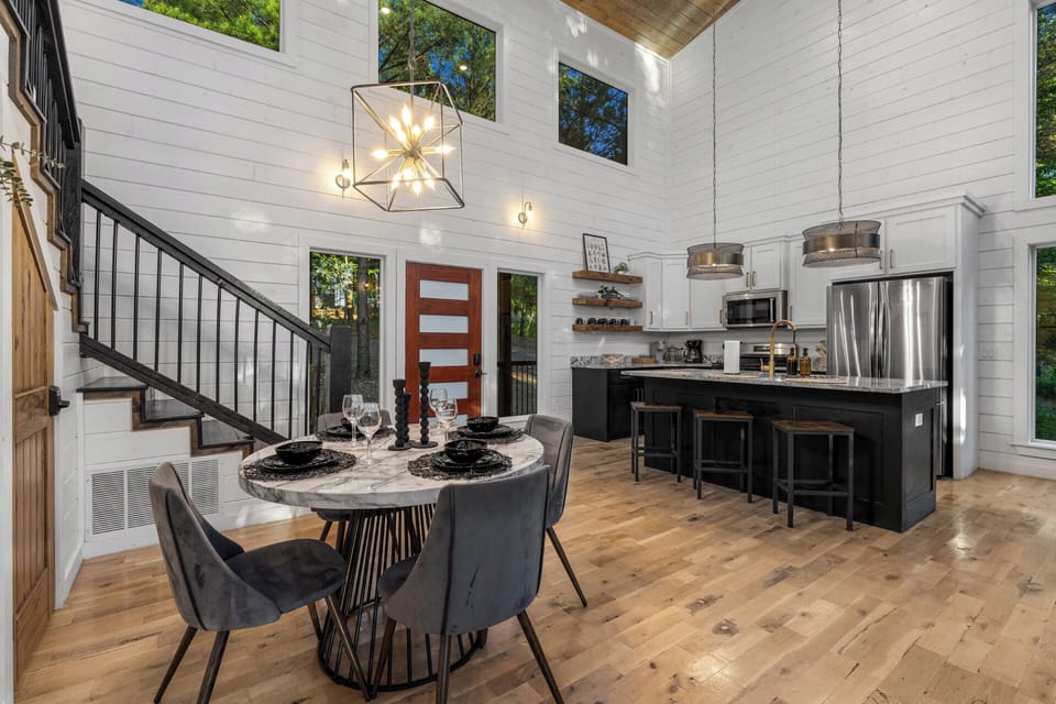 A compact dining setup for four, perfect for everyday meals and gathering before or after activities. 