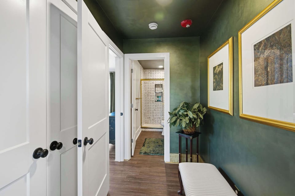 Elegant, eclectic artwork & décor makes this home a one-of-a-kind stay​