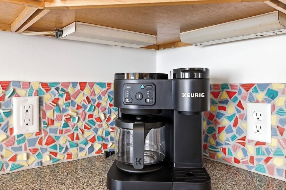 Kitchen coffee station with Keurig