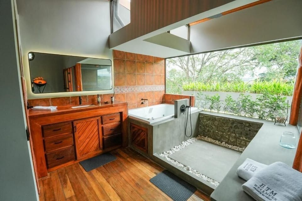 Comfort House, Multiple Bedrooms, Balcony, Mountain View | Bathroom | Shower, towels, soap, shampoo