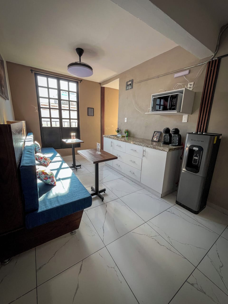 Deluxe Studio Suite, 1 King Bed | Interior