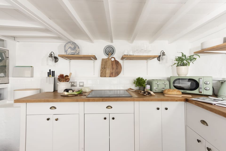 Kitchen with Cafetiere, tea & kettle  - Bluebell Cottage