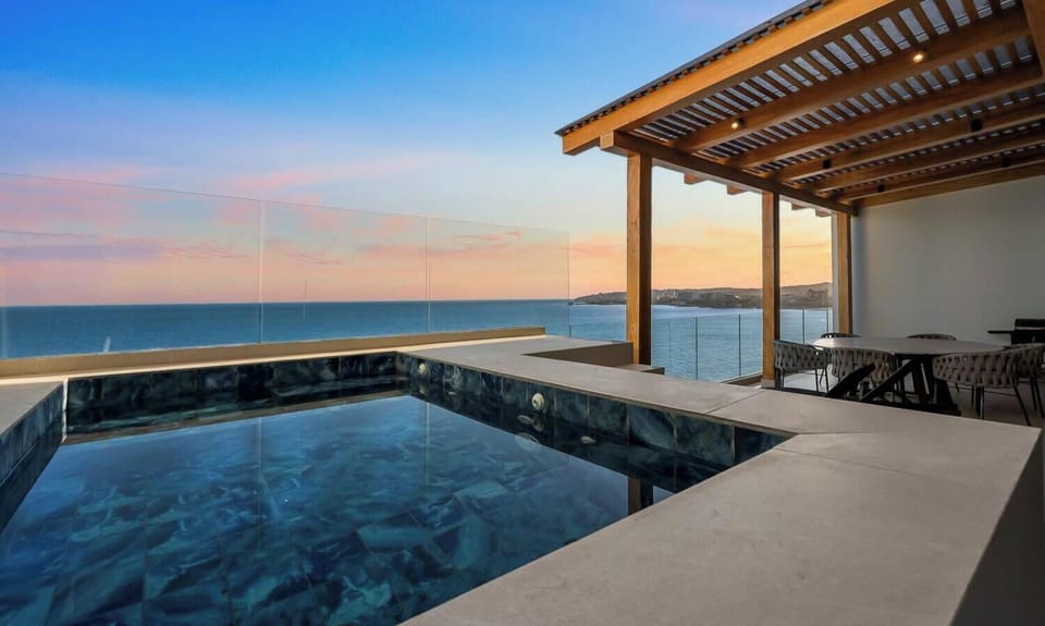 Private Pool Area