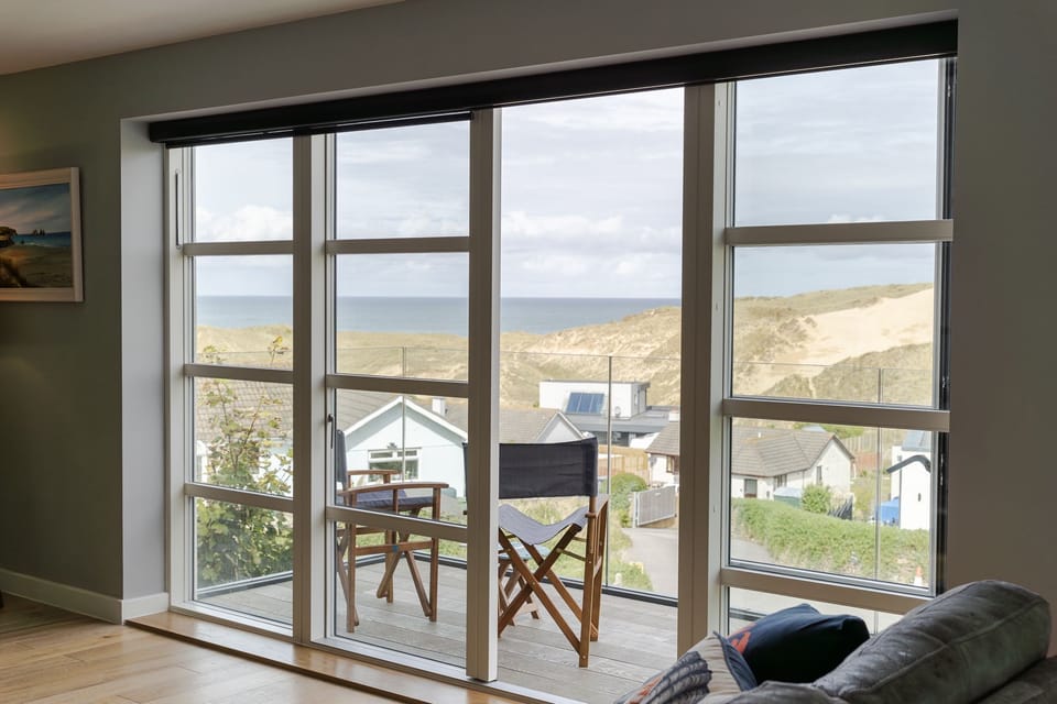 4 The Rocks, Holywell Bay, Cornwall, self catering with Beach Retreats.
