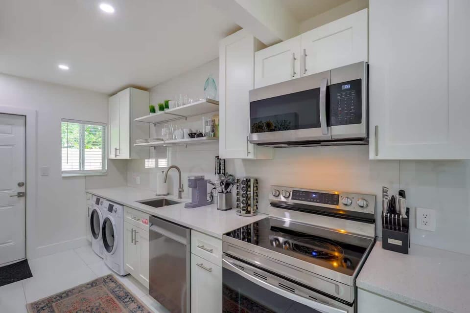Kitchen | Keurig Coffee Maker | Dishwasher | Cooking Basics | Spices