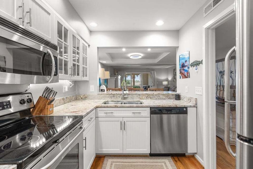 Fully stock kitchen with stainless steel appliances for those gourmet meals.